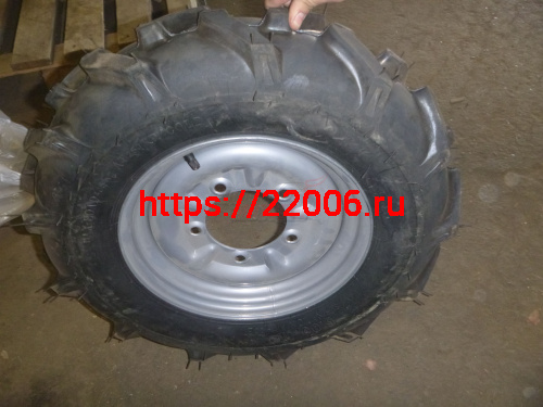 Колесо переднее правое минитрактор 5.00-12 (с диском) Колесо переднее правое минитрактор 5.00-12 (с диском)