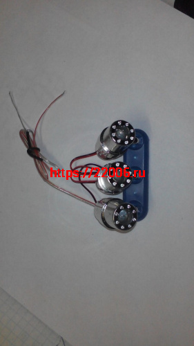 Фонарь светодиодный для мототехники 12V (3-х цветный) Фонарь светодиодный для мототехники 12V (3-х цветный)