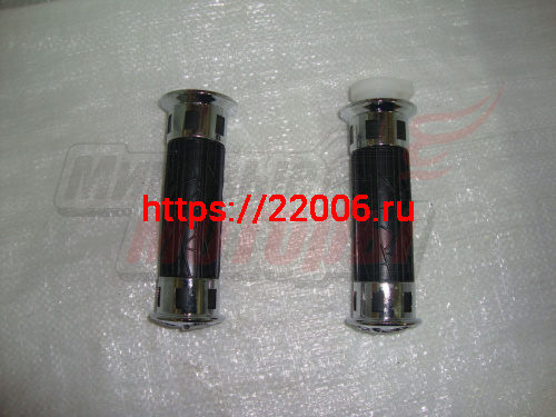 Ручки руля резиновые скутер (сетчатый рисунок, с орлом на торцах) (пара) 132*32*22